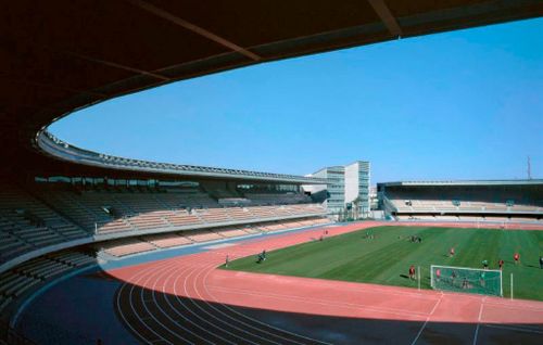 Remodelación del Estadio Municipal de Chapín. (Colaboración con Cruz y Ortiz Arquitectos. 2000-2002)