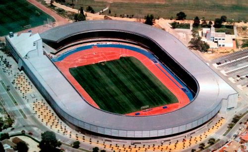 Remodelación del Estadio Municipal de Chapín. (Colaboración con Cruz y Ortiz Arquitectos. 2000-2002)